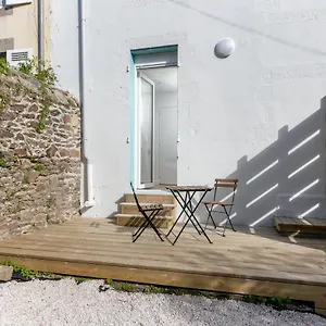  Appartement Limestra - Studio Rénové Avec Terrasse Privative En Hypercentre Lit Simple France